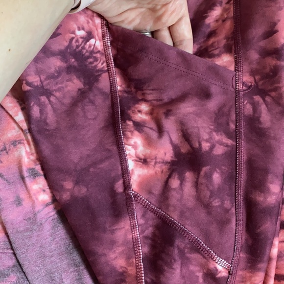 Jessica Simpson Tie Dye leggings - Picture 6 of 6